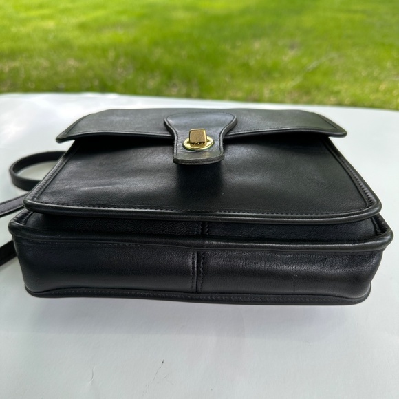 Vintage Coach 5130 Black Leather Station Satchel Crossbody Bag Brass Hardware - Picture 9 of 16